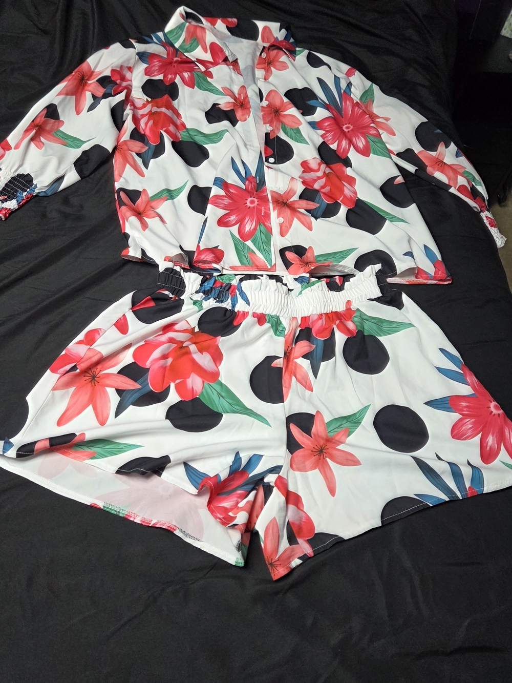 Floral Polka Dot Two-Piece Women's Short Set - White & Colorful